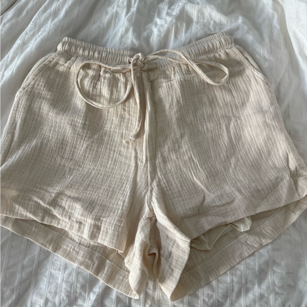 Linen shorts